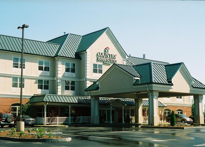 Exterior & Views 2, Country Inn & Suites by Radisson, Brockton (Boston), MA, Plymouth