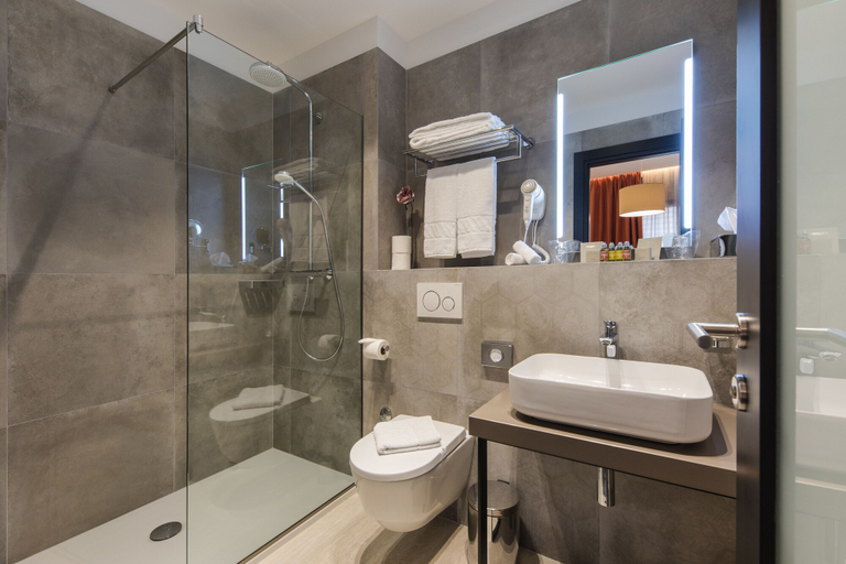 Bathroom 4, Livris Hotel, Zagreb