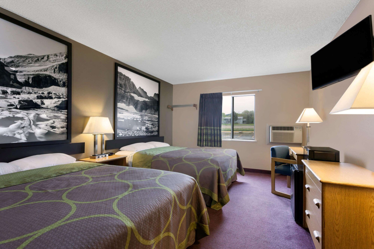 Bedroom 3, Super 8 by Wyndham Helena, Lewis and Clark