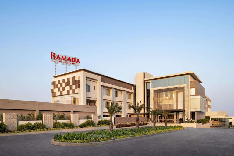 Exterior & Views 2, Ramada by Wyndham Gandhidham Shinay, Kachchh