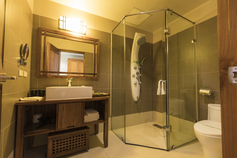 Bathroom 4, YENTAI Hotel, Penghu