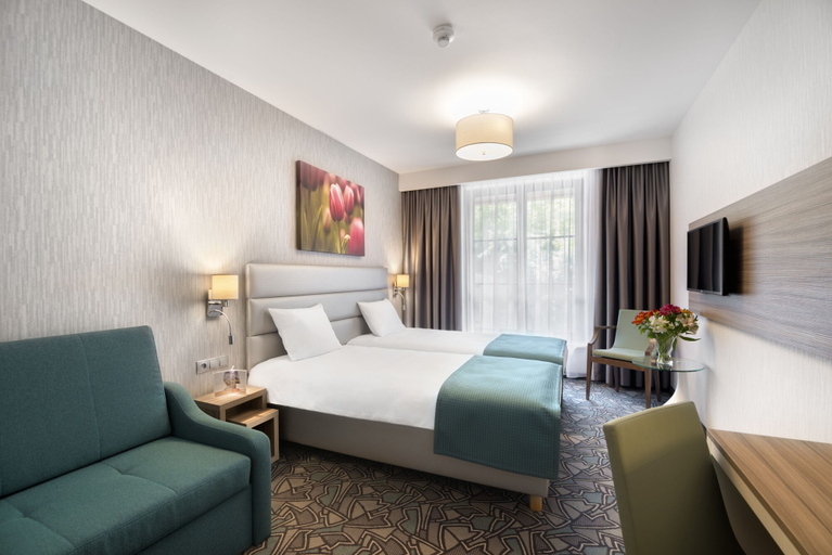 Bedroom 2, Golden Tulip Krakow Kazimierz, Kraków City