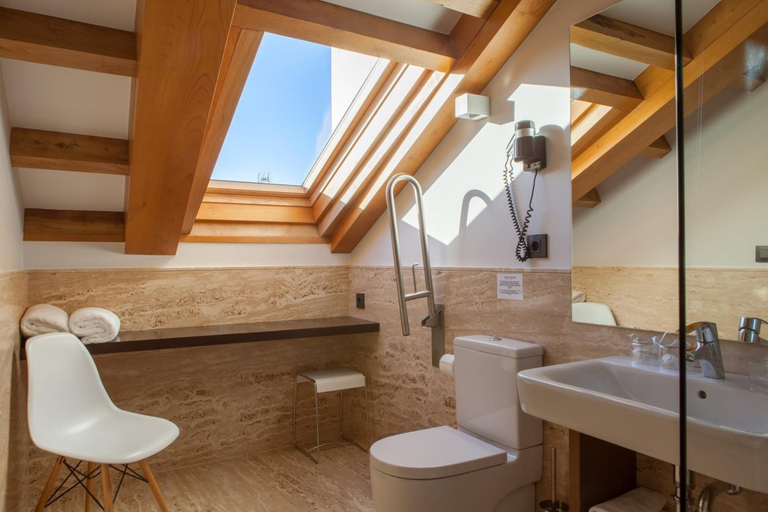 Bathroom 4, San Miguel Santiago, A Coruña