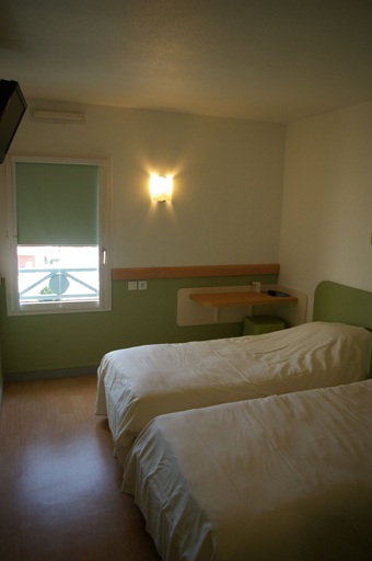 Bedroom 1, ibis budget Lyon Caluire Cite Internationale, Rhône