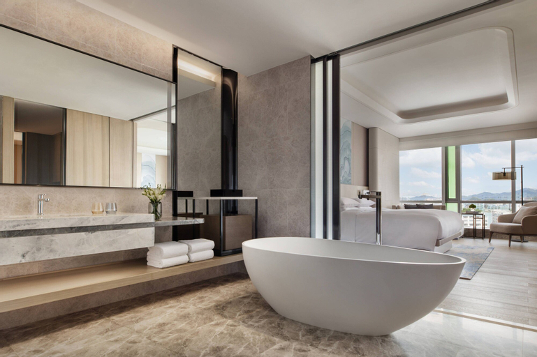 Bedroom 5, Courtyard by Marriott Shenzhen Northwest, Shenzhen