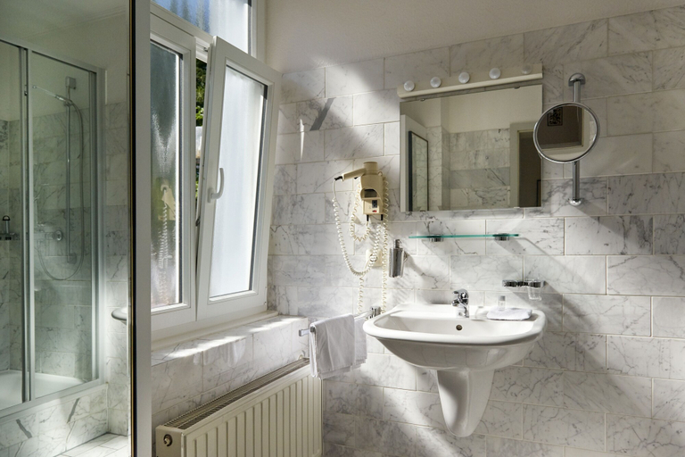 Bathroom 5, Design Hotel Zur Abtei, Städteregion Aachen