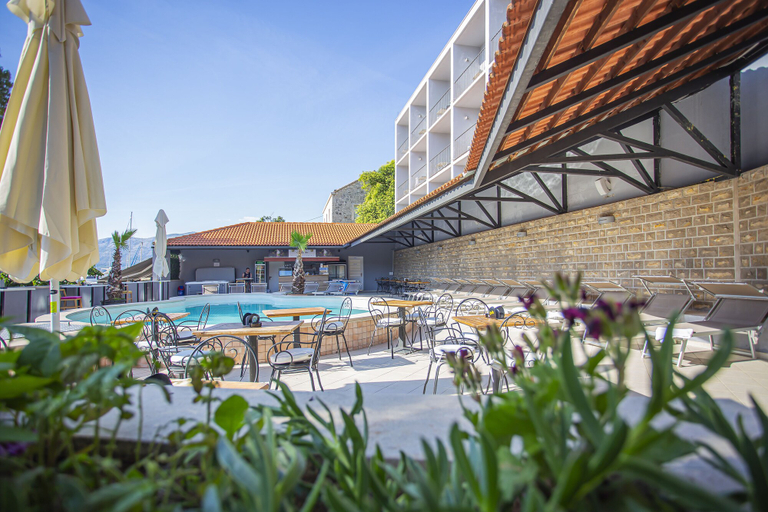 Exterior & Views 2, Hotel Lumbarda, Lumbarda