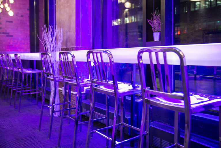 Food & Drinks 5, Travelodge Hotel by Wyndham Montreal Centre, Montréal