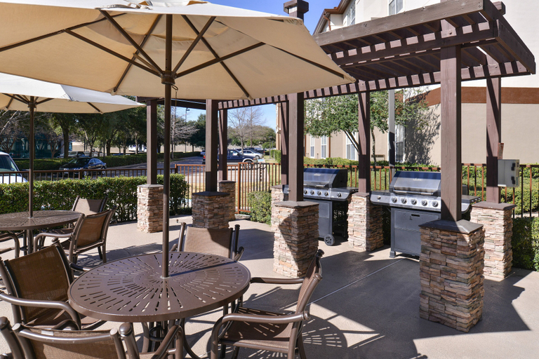 Food & Drinks 5, Staybridge Suites Dallas-Addison Hotel, Dallas