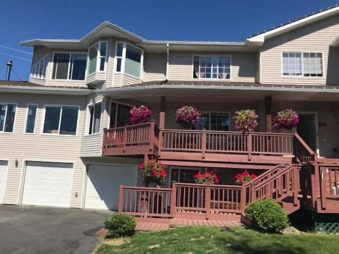 Exterior & Views, Alaska Sundance Retreat B&B, Anchorage