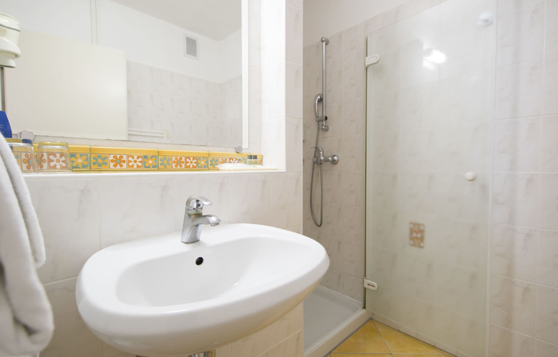 Bathroom 4, Hotel Salinera - Sava Hotels & Resorts, Piran