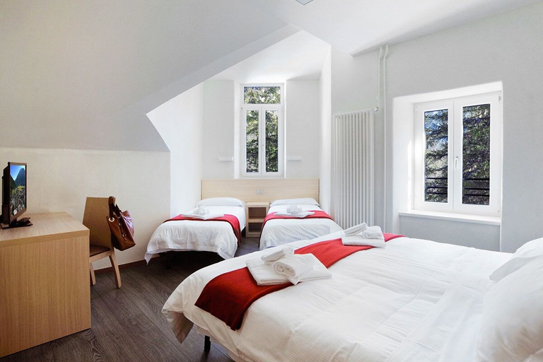 Bedroom 3, Hotel Croda Rossa, Bolzano