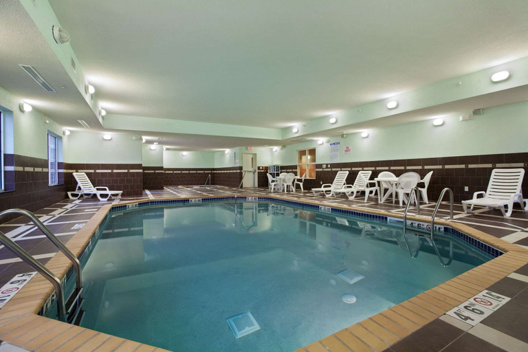 Sport & Beauty 5, Homewood Suites by Hilton St. Cloud, Stearns