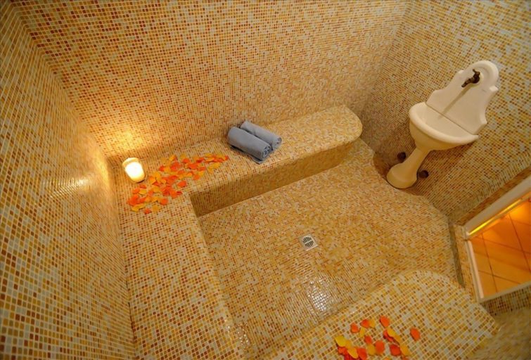 Bathroom 4, Nigritella, Belluno