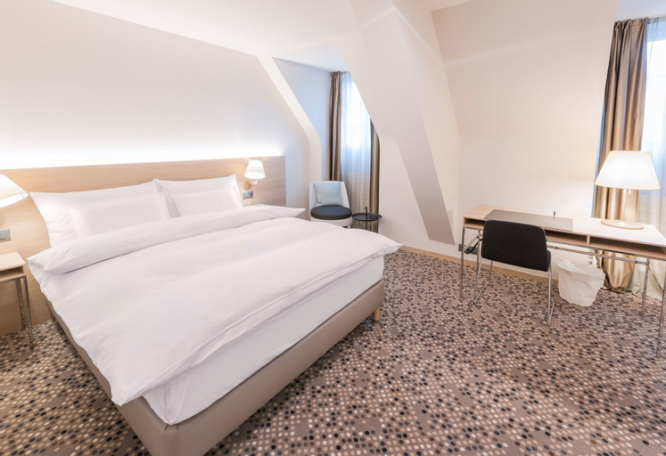 Bedroom 2, Hotel Savoy Bern, Bern