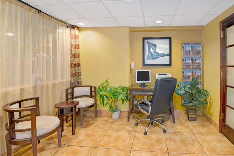 Others 5, Super 8 by Wyndham El Paso Airport, El Paso