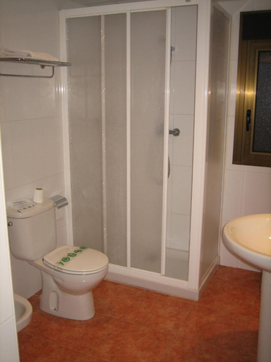 Bathroom 3, Hotel Chané, Zaragoza