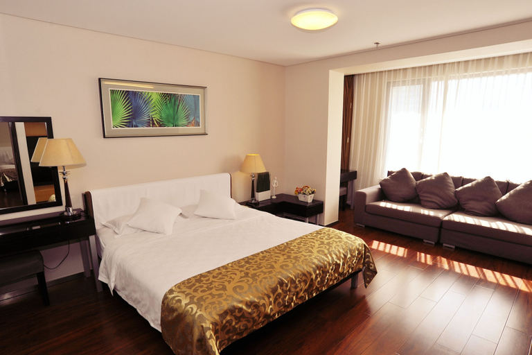 Bedroom 5, Qingdao Housing International Hotel, Qingdao
