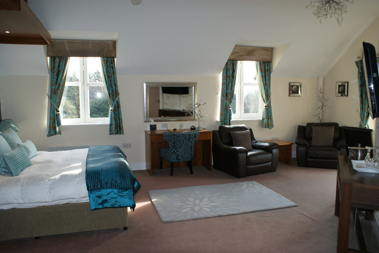 Bedroom 2, The Old Barn Inn, Newport