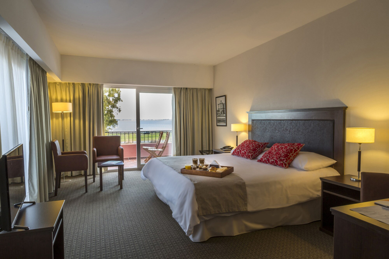 Bedroom 3, Howard Johnson by Wyndham Chascomus, Chascomús