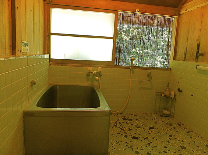 Bathroom 4, Kominka Sharehouse Hooju - Hostel, Miyazaki