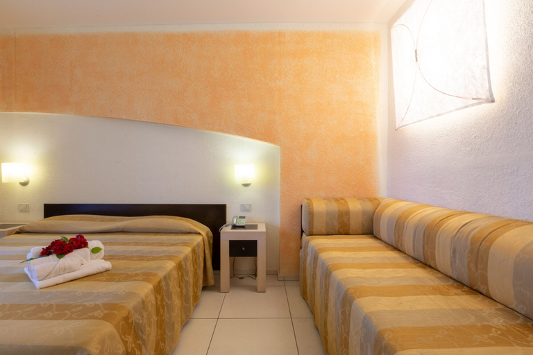 Bedroom 3, Gallipoli Resort, Lecce