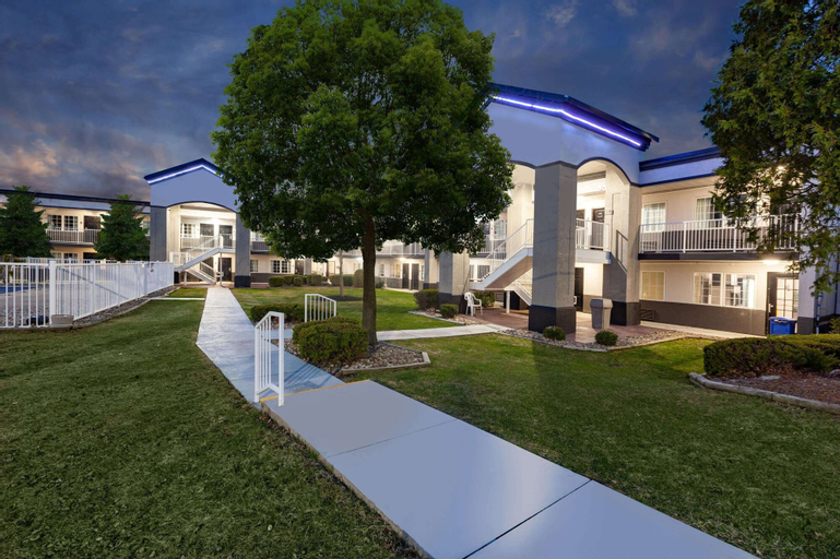Days Inn by Wyndham Austintown, Mahoning
