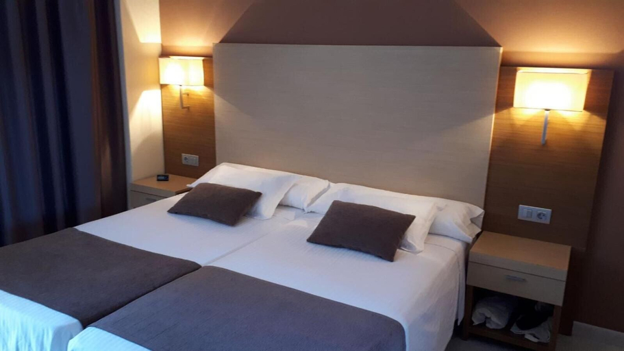 Bedroom 2, Hotel Rosabel, Alicante