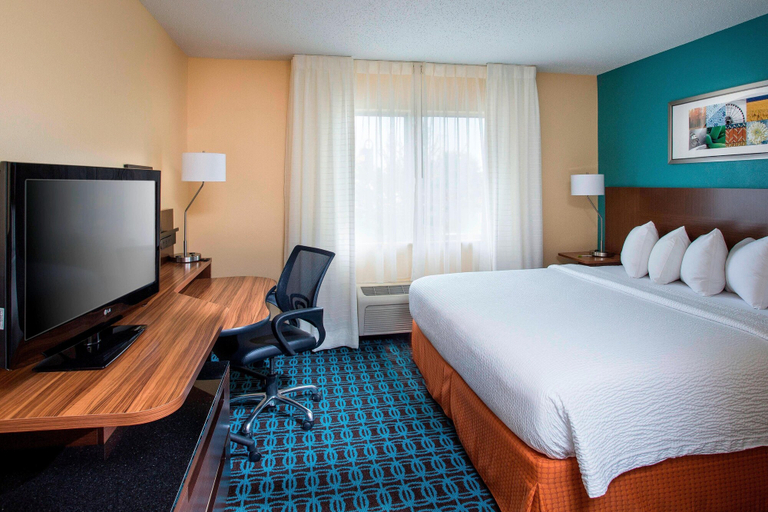 Bedroom 3, Fairfield Inn & Suites by Marriott Branson, Taney