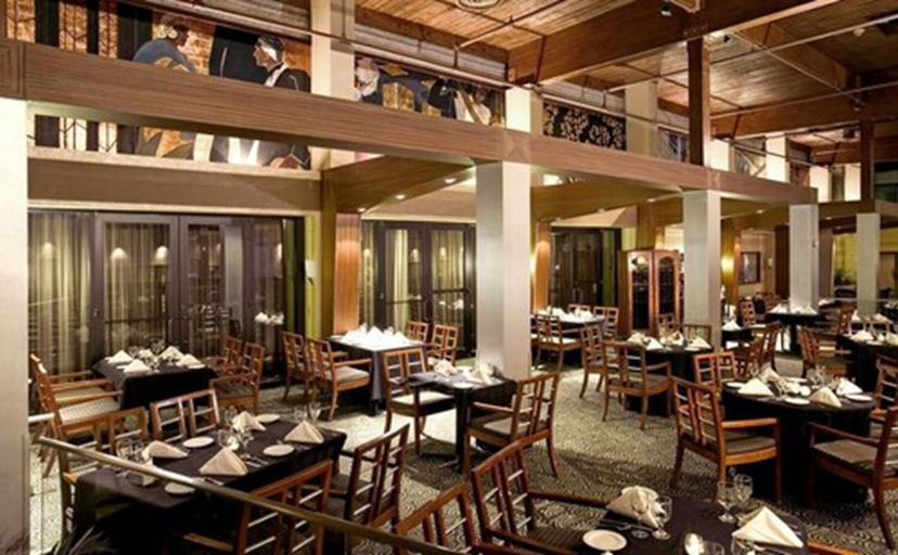 Food & Drinks 4, Radisson Hotel Hauppauge-Long Island, Suffolk