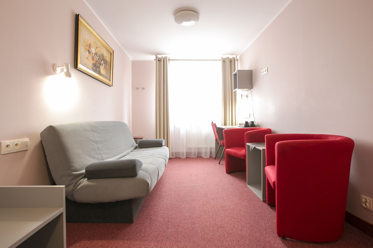 Others 5, Hotel Unibus, Bielsk