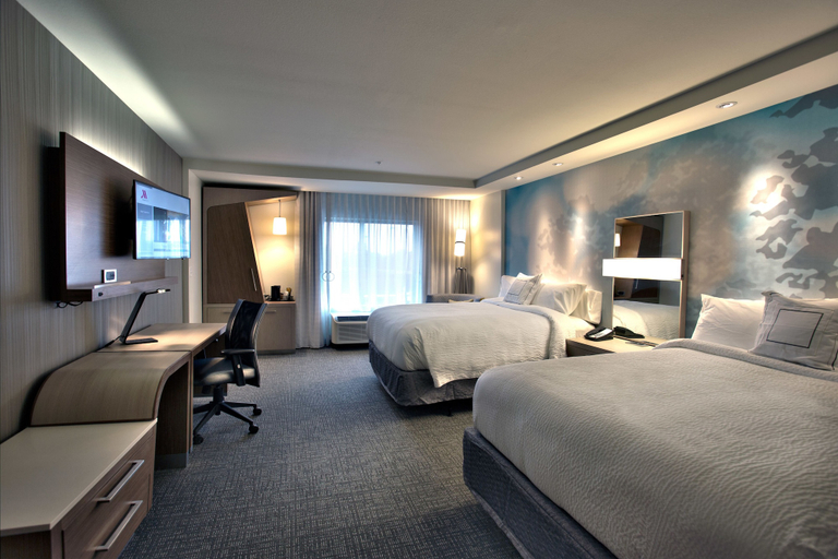 Bedroom 4, Courtyard by Marriott Starkville MSU at The Mill, Oktibbeha