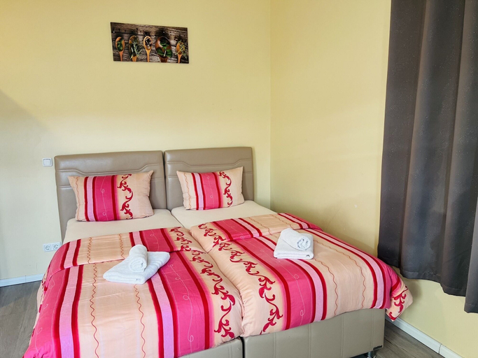 Bedroom 3, M&M Hotel – Harburg, Hamburg