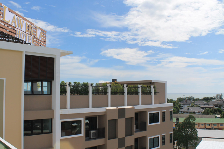 Exterior & Views 2, Lawinta Hotel Pattaya, Pattaya