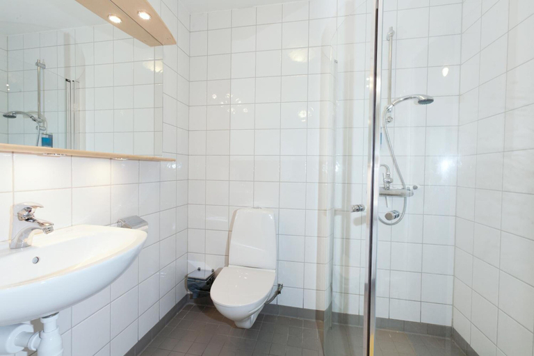 Bathroom 5, Hotell Kvarntorget, Uppsala