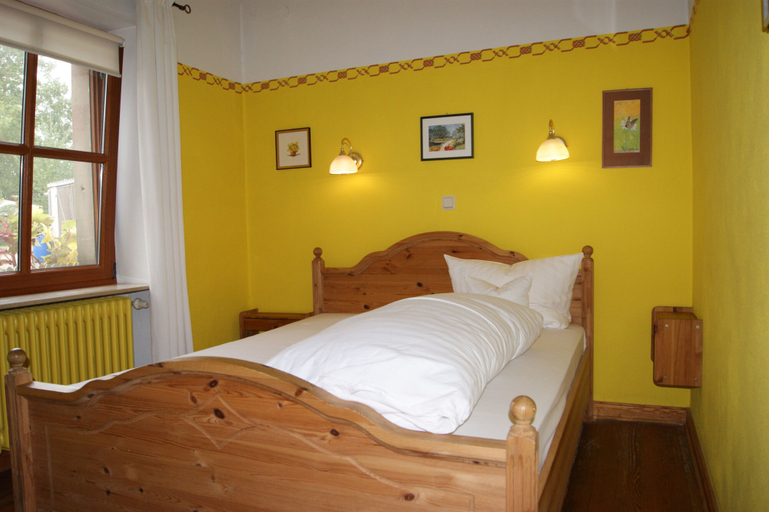 Bedroom 2, Gästehaus 'Alte Bäckerei' Kaffeehaus, Südwestpfalz