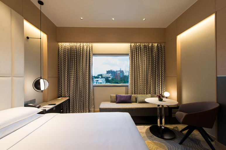 Bedroom 4, Vivanta Bengaluru Residency Road, Bangalore
