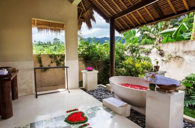 Bathroom 4, Surya Shanti Villa, Karangasem