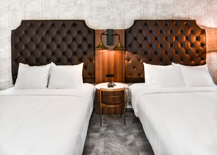 Bedroom 2, Hollywood Inn Suites Hotel, Los Angeles