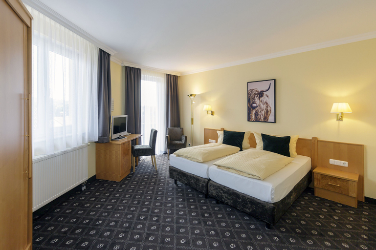 Bedroom 4, Hotel Zum Adler, Main-Kinzig-Kreis