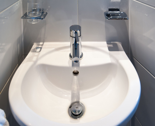 Bathroom 5, The Dover, London