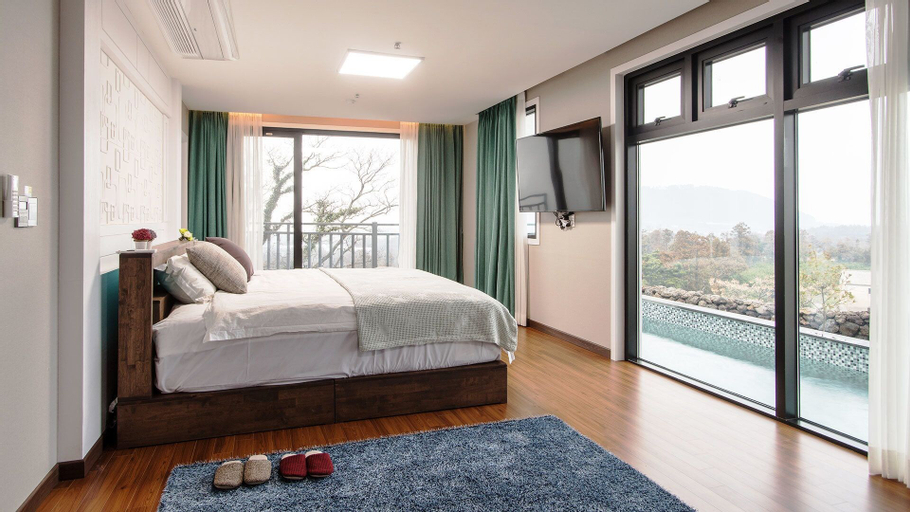Bedroom 2, Jeju 29 Pool Villa, Jeju