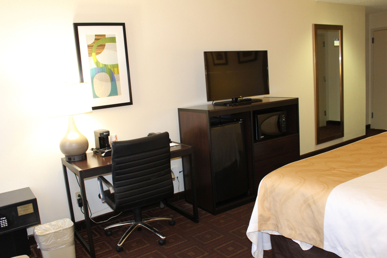 Bedroom 4, Quality Inn & Suites NJ State Capital Area, Bucks