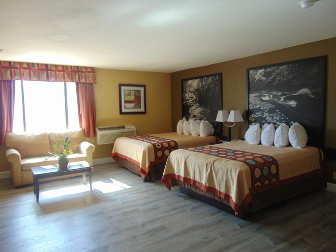 Bedroom 3, Super 8 by Wyndham Payson, Gila