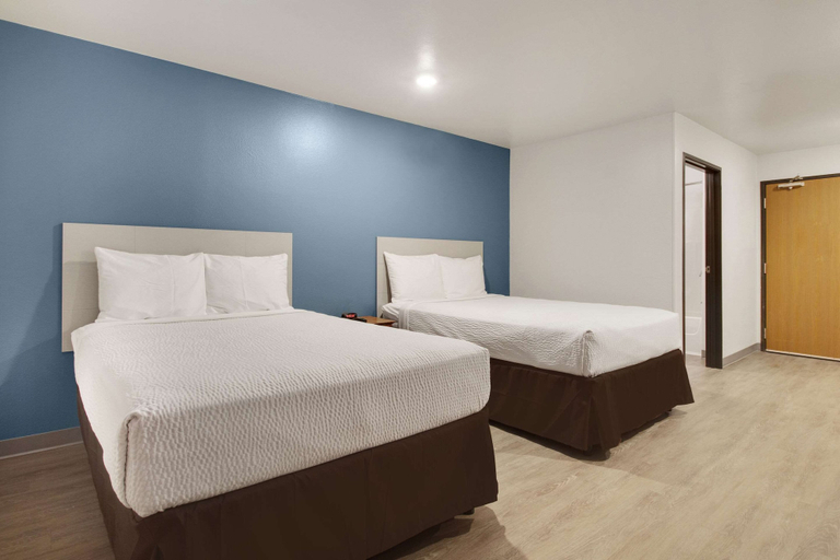 Bedroom 3, WoodSpring Suites Conroe, Montgomery