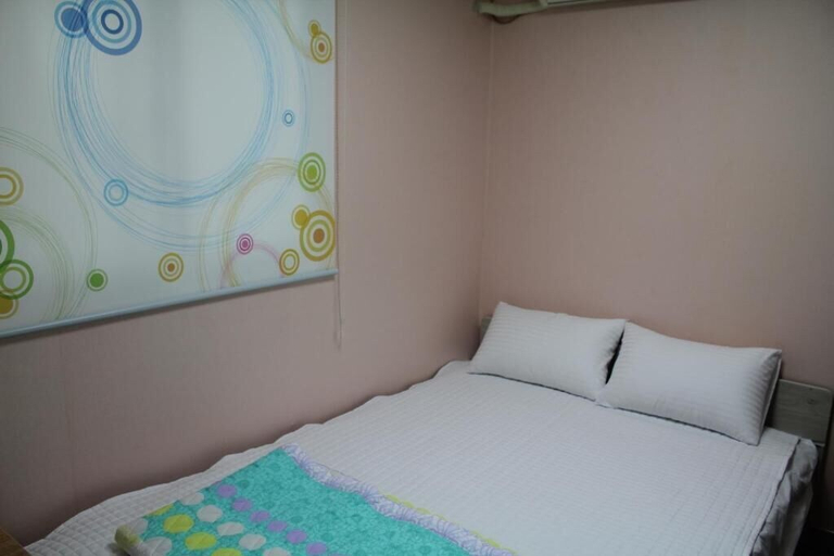 Bedroom 4, MK Liberty House Seoul Station, Yongsan