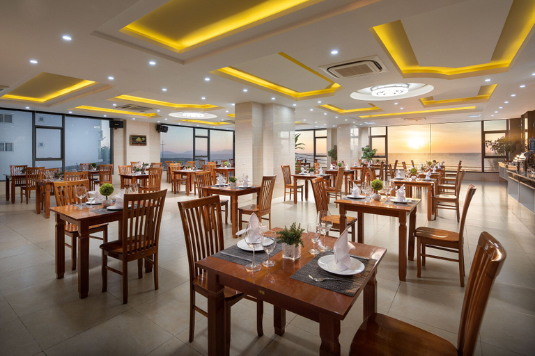 Food & Drinks 5, Corvin Hotel, Vũng Tàu