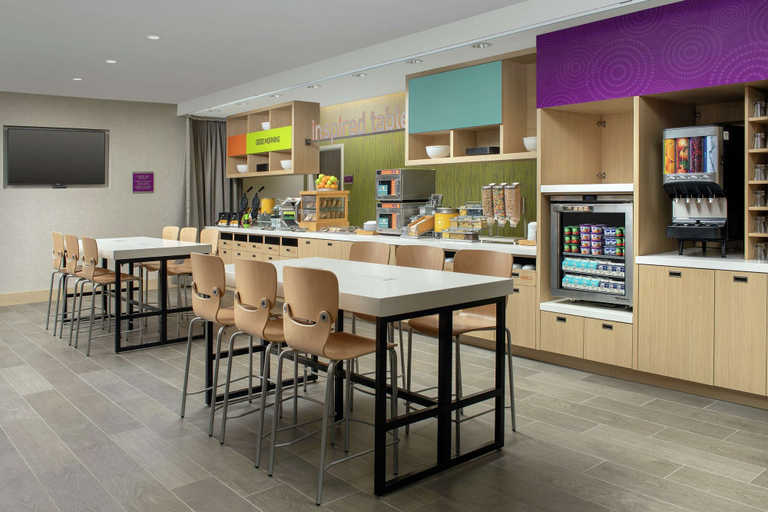 Food & Drinks 5, Home2 Suites by Hilton Edison, Middlesex