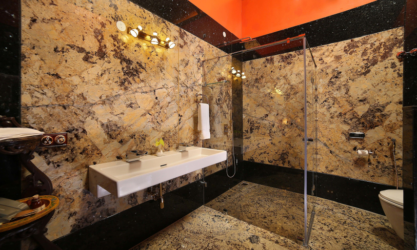 Bathroom 4, Ginger House Museum Hotel, Ernakulam