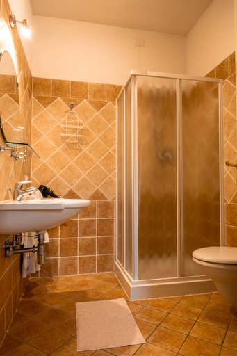 Bathroom 5, Hotel Villa La Malva, Prato